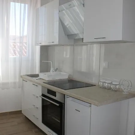 Jeta Studio&rooms * Zara