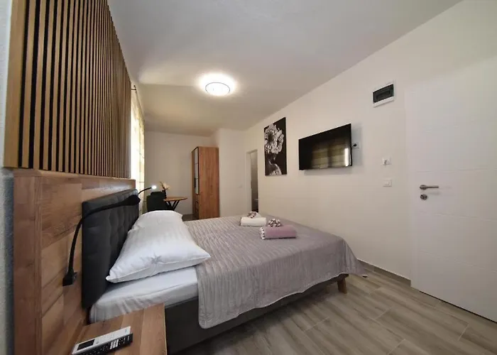 Jeta Studio&rooms Appartamento Zara