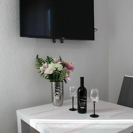 Jeta Studio & 자다르