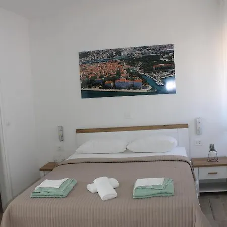 Apartamento Jeta Studio & Zadar
