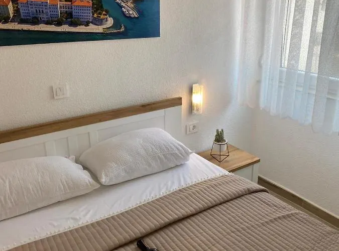 Διαμέρισμα Jeta Studio & Ζαντάρ